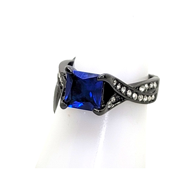 Goth Bridal Set Square Sapphire Round Diamond Simulants Black Gunmetal 2 ring - Picture 2 of 4